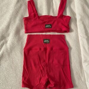 Daily Drills ribbed workout set